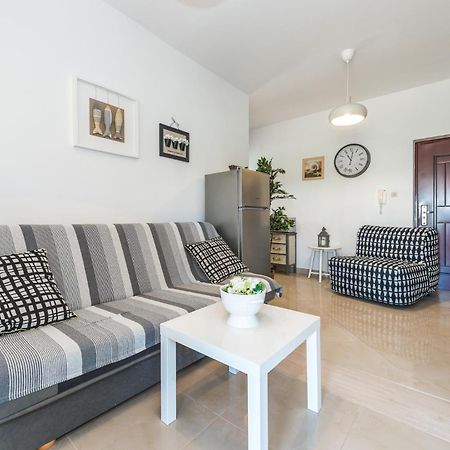 Apartman Karla Mara Ana Ivan & Jo Срима Екстериор снимка