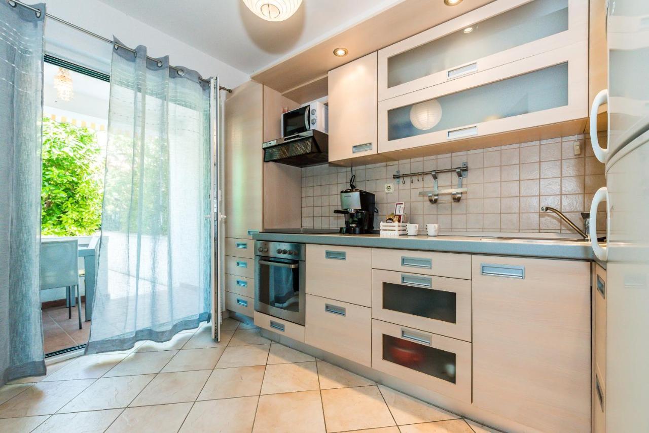 Apartman Karla Mara Ana Ivan & Jo Срима Екстериор снимка